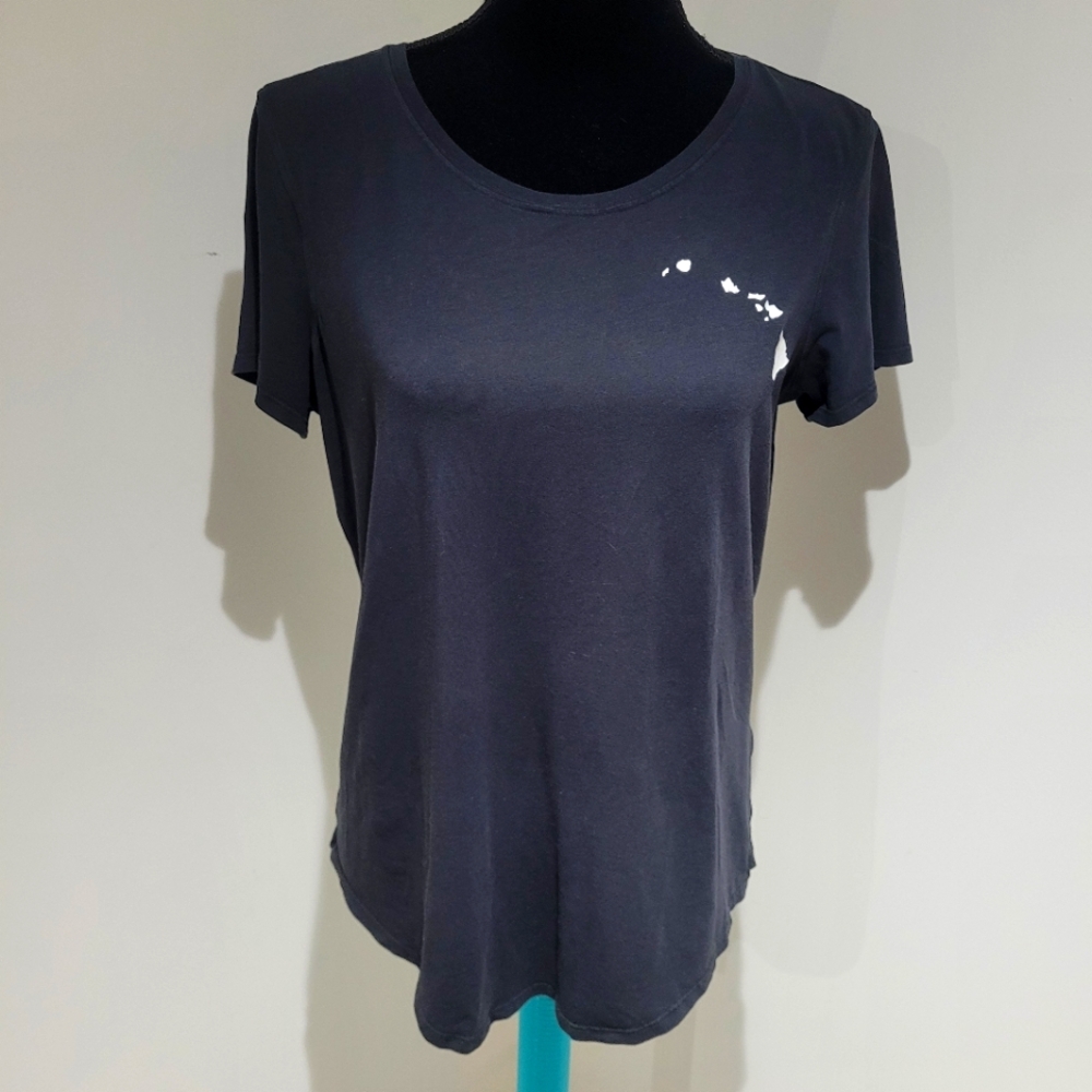 Lululemon Women's Limited Edition Hawaiian Island Short Sleeve TShirt Black RARE